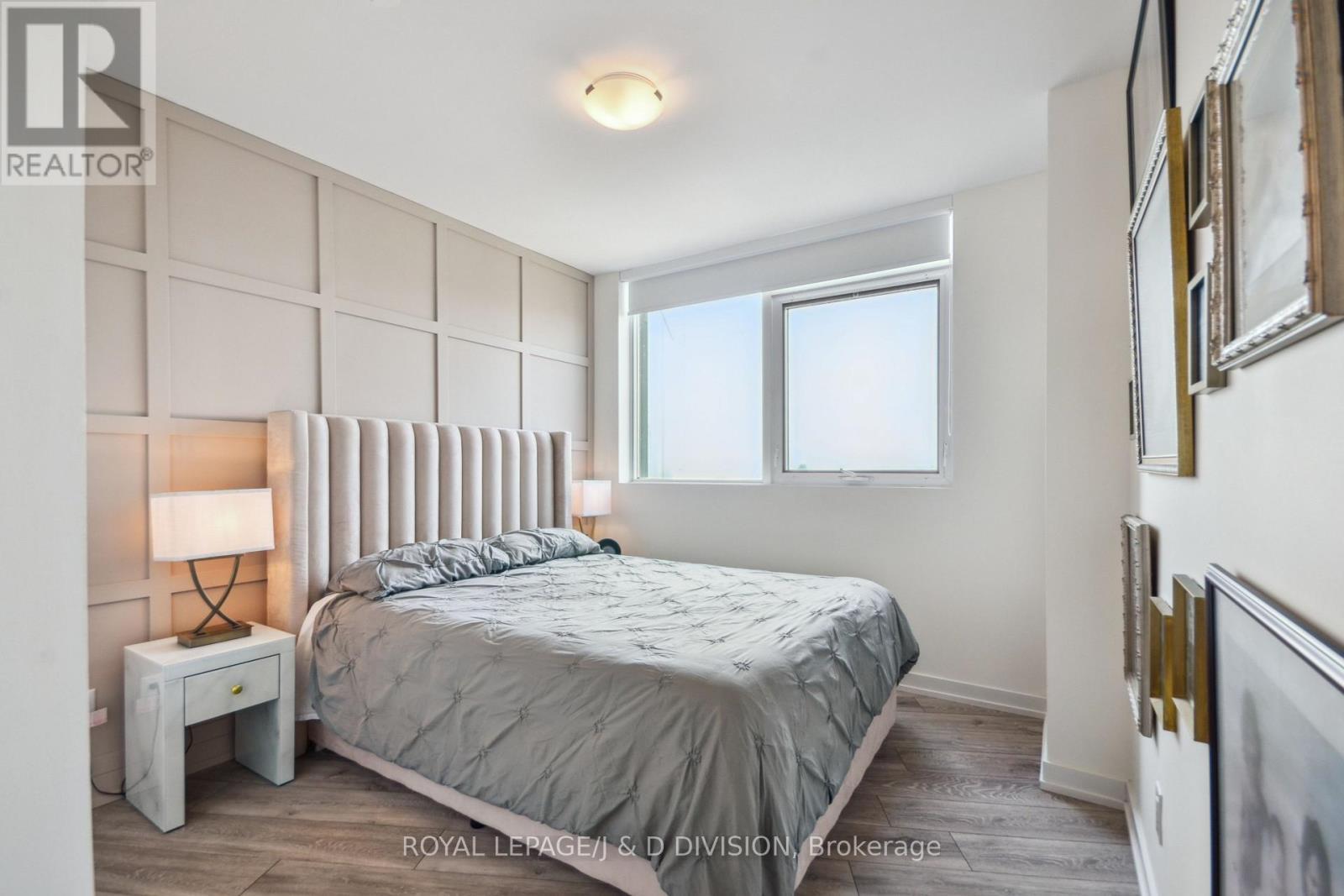 












3008 - 159 WELLESLEY STREET E

,
Toronto,




Ontario
M4Y0H5

