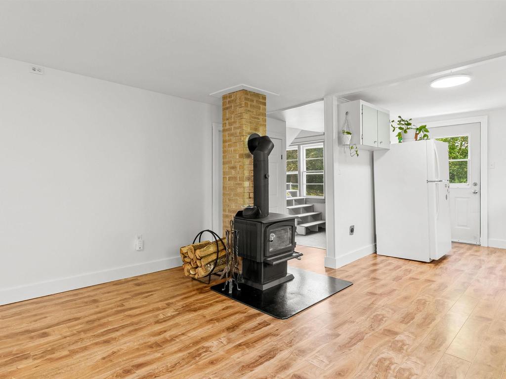 












6447 Highway 207

,
Grand Desert,




NS
B0J 2L0

