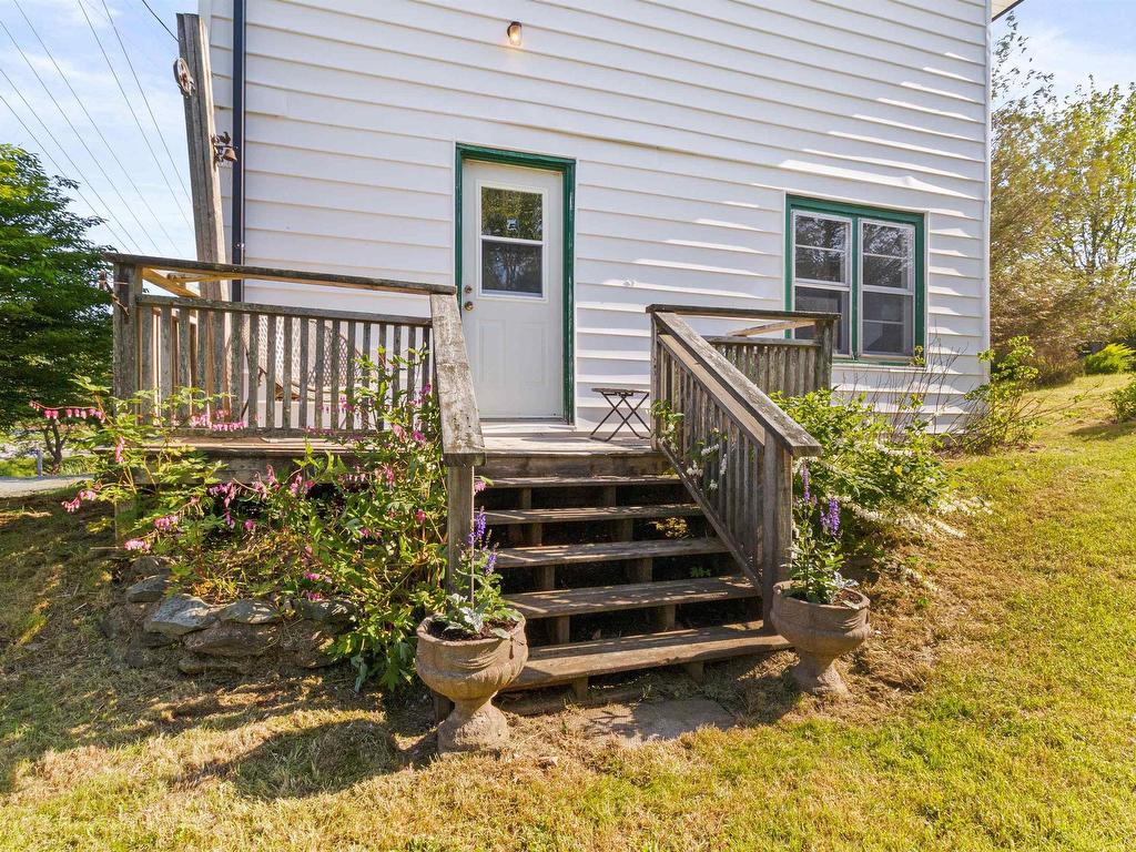 












6447 Highway 207

,
Grand Desert,




NS
B0J 2L0

