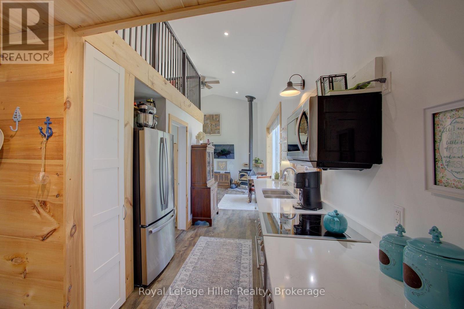 












84841 SHAMROCK BEACH ROAD

,
Ashfield-Colborne-Wawanosh (Ashfield),




Ontario
N7A3X9

