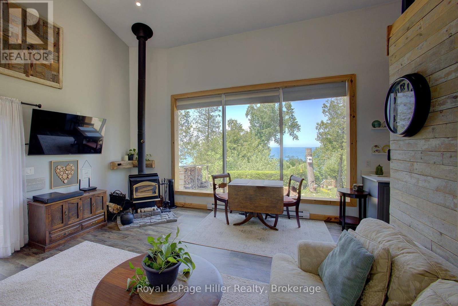 












84841 SHAMROCK BEACH ROAD

,
Ashfield-Colborne-Wawanosh (Ashfield),




Ontario
N7A3X9

