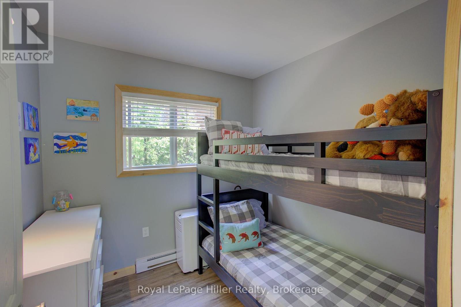 












84841 SHAMROCK BEACH ROAD

,
Ashfield-Colborne-Wawanosh (Ashfield),




Ontario
N7A3X9

