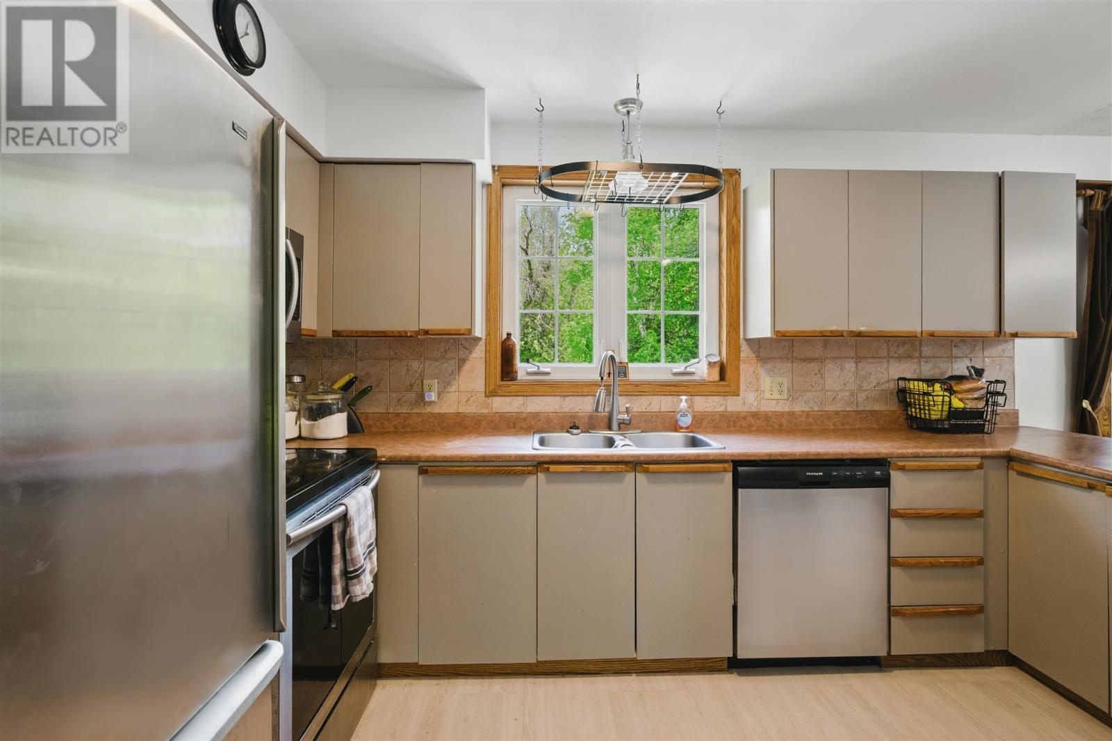 












13 Marine DR

,
Blind River,




Ontario
P0R1B0

