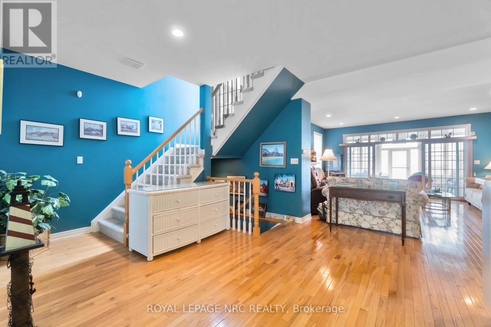 












41 PROMENADE WAY

,
Fort Erie (Crystal Beach),




Ontario
L0S1B0

