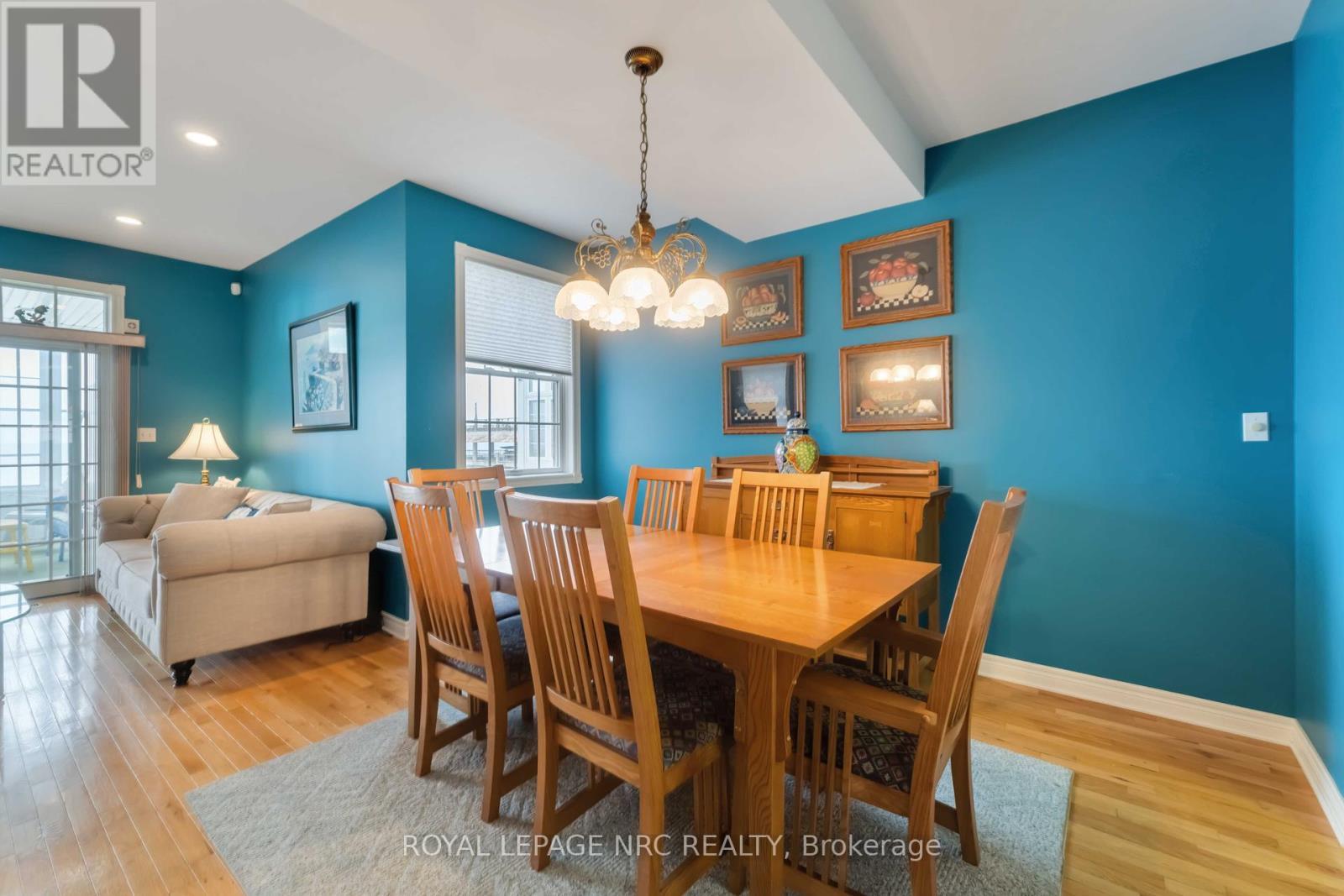 












41 PROMENADE WAY

,
Fort Erie (Crystal Beach),




Ontario
L0S1B0

