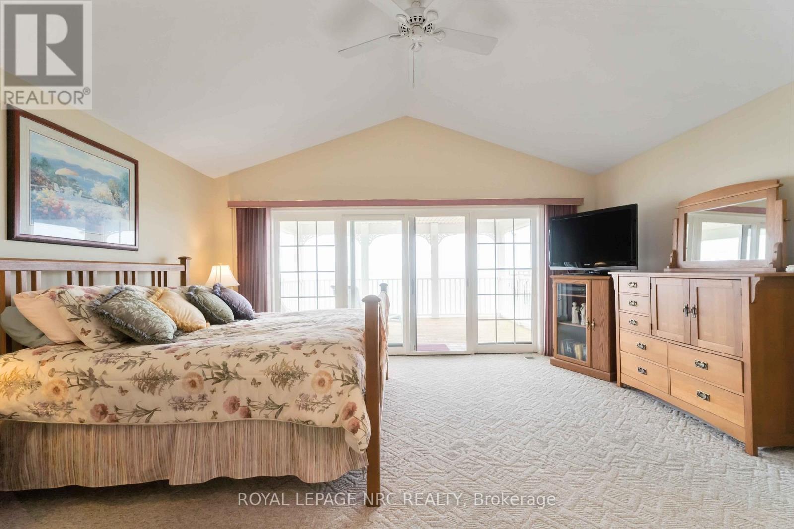 












41 PROMENADE WAY

,
Fort Erie (Crystal Beach),




Ontario
L0S1B0

