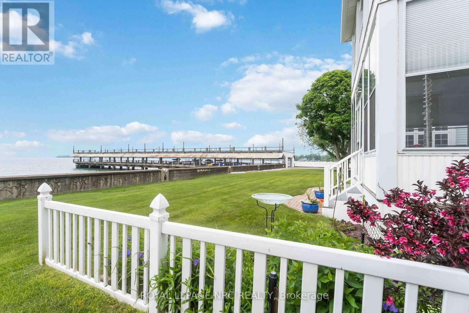 












41 PROMENADE WAY

,
Fort Erie (Crystal Beach),




Ontario
L0S1B0

