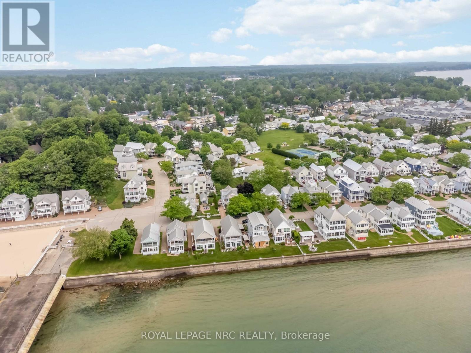 












41 PROMENADE WAY

,
Fort Erie (Crystal Beach),




Ontario
L0S1B0

