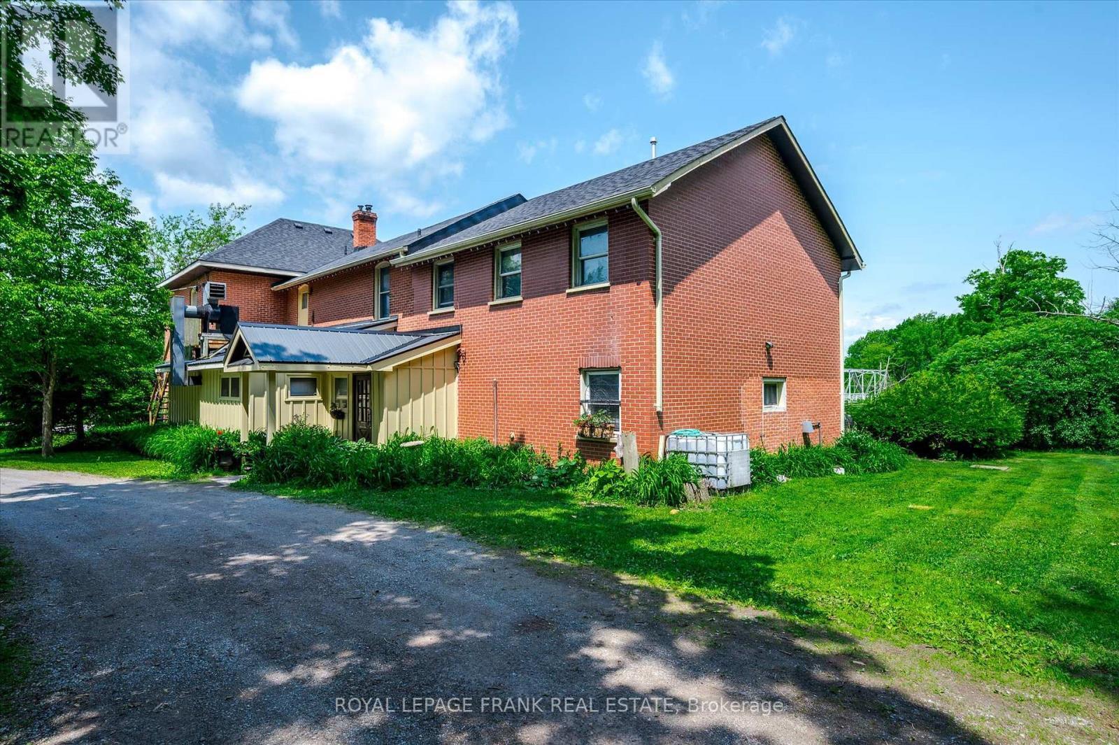 












2057 OLD HIGHWAY 28

,
Douro-Dummer,




Ontario
K0L3G0

