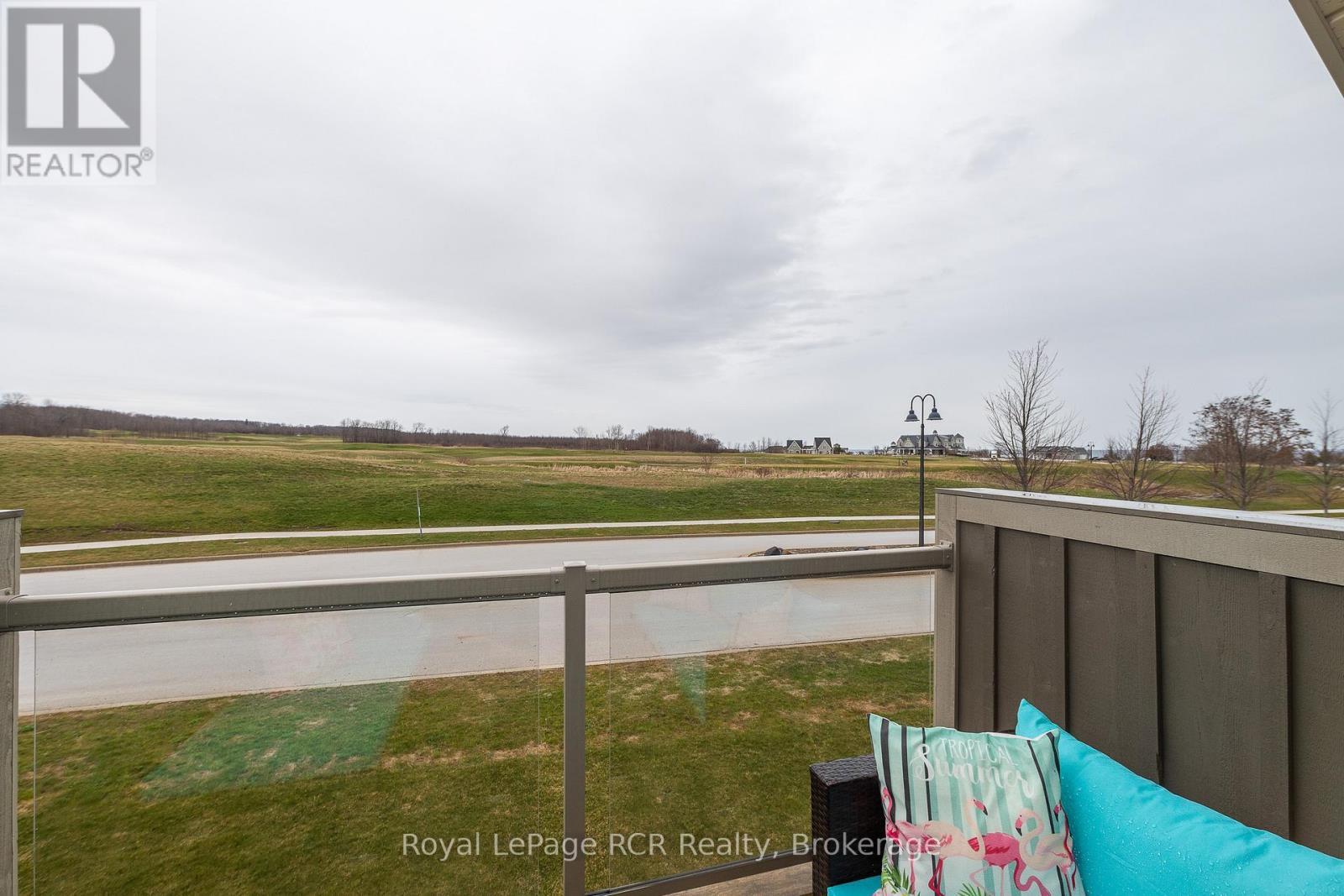 












133 HAWTHORN CRESCENT

,
Georgian Bluffs,




Ontario
N0H1S0

