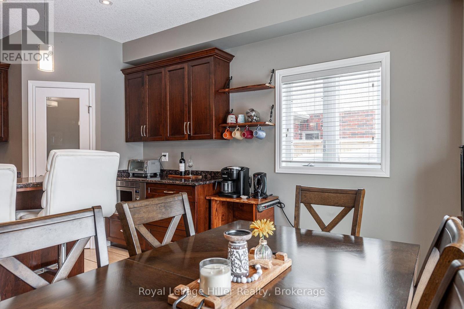 












13 BROWN STREET

,
Stratford,




Ontario
N5A0B8

