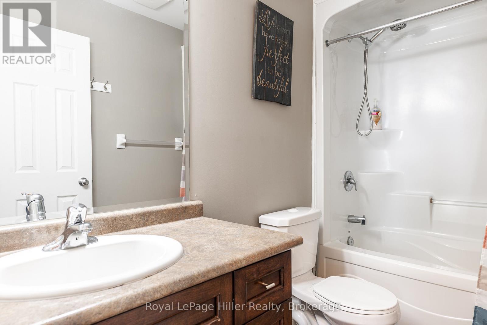 












13 BROWN STREET

,
Stratford,




Ontario
N5A0B8

