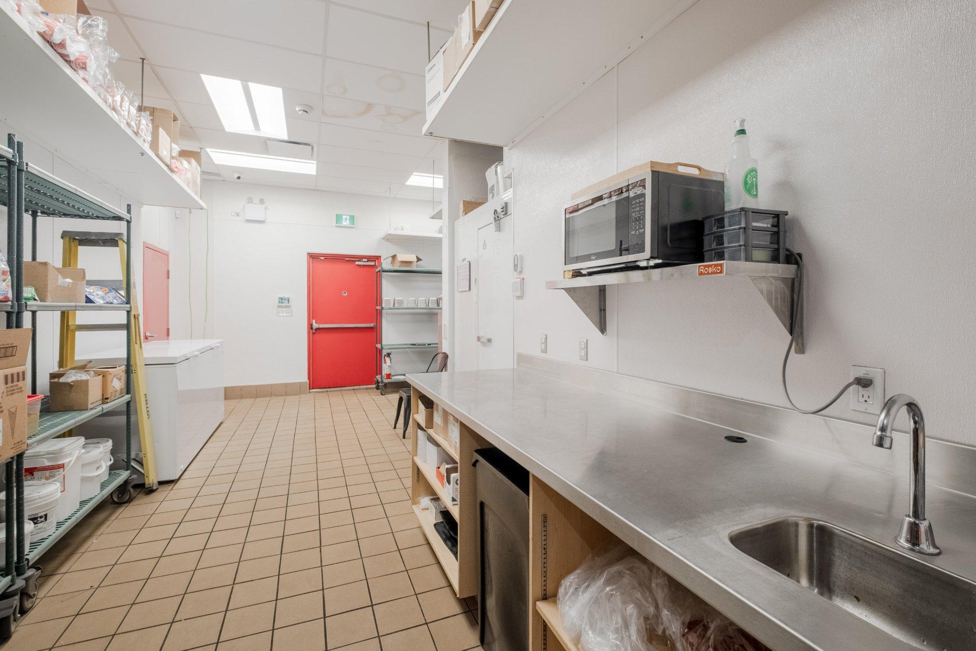 









50


Rue Merry N.

,
Magog,




QC
J1X2B2

