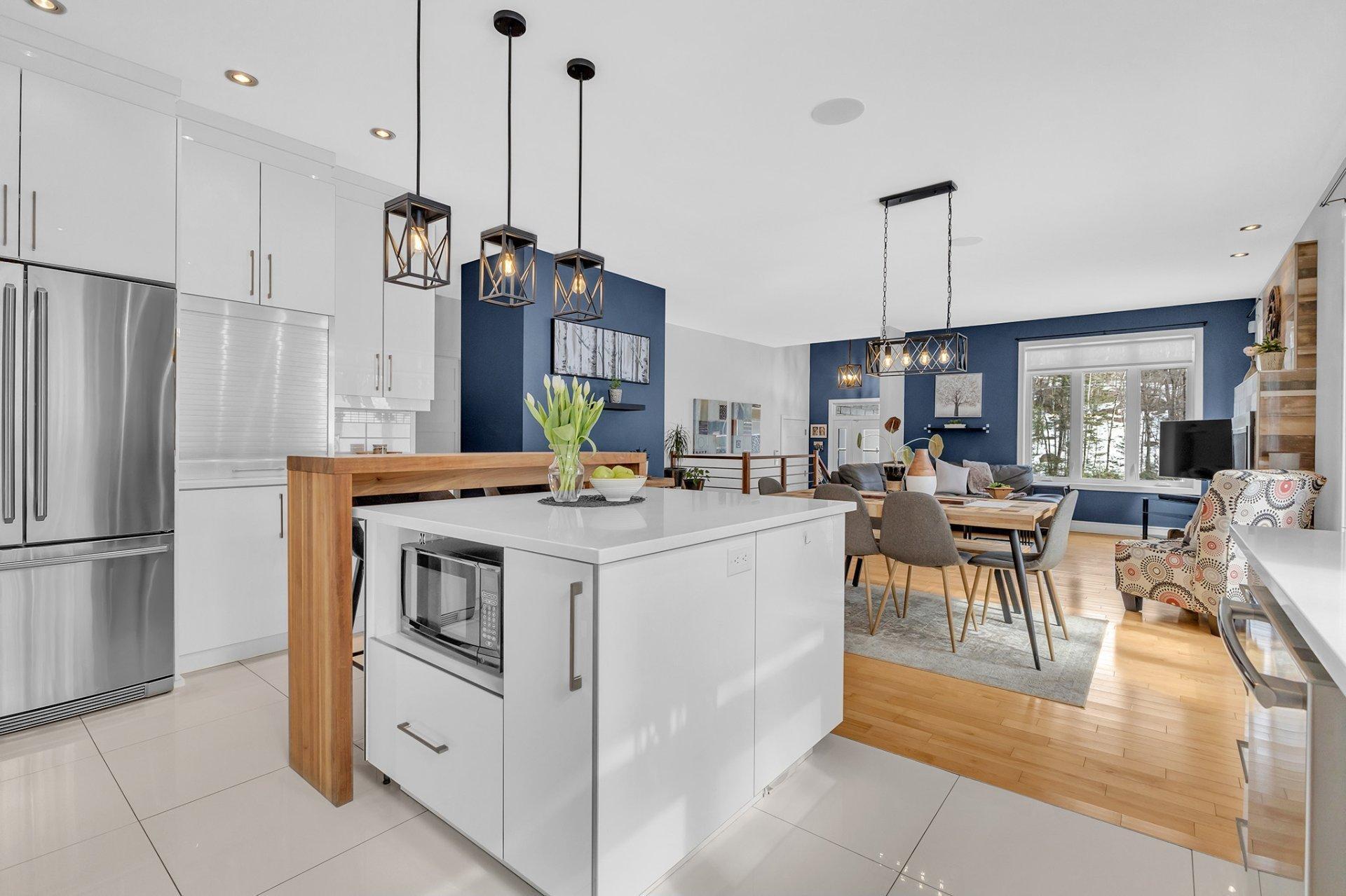 









235


Ch. Sauvé

,
Val-des-Monts,




QC
J8N5A6

