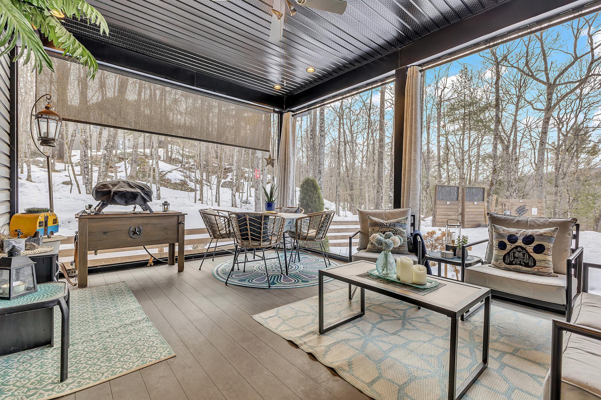 









235


Ch. Sauvé

,
Val-des-Monts,




QC
J8N5A6

