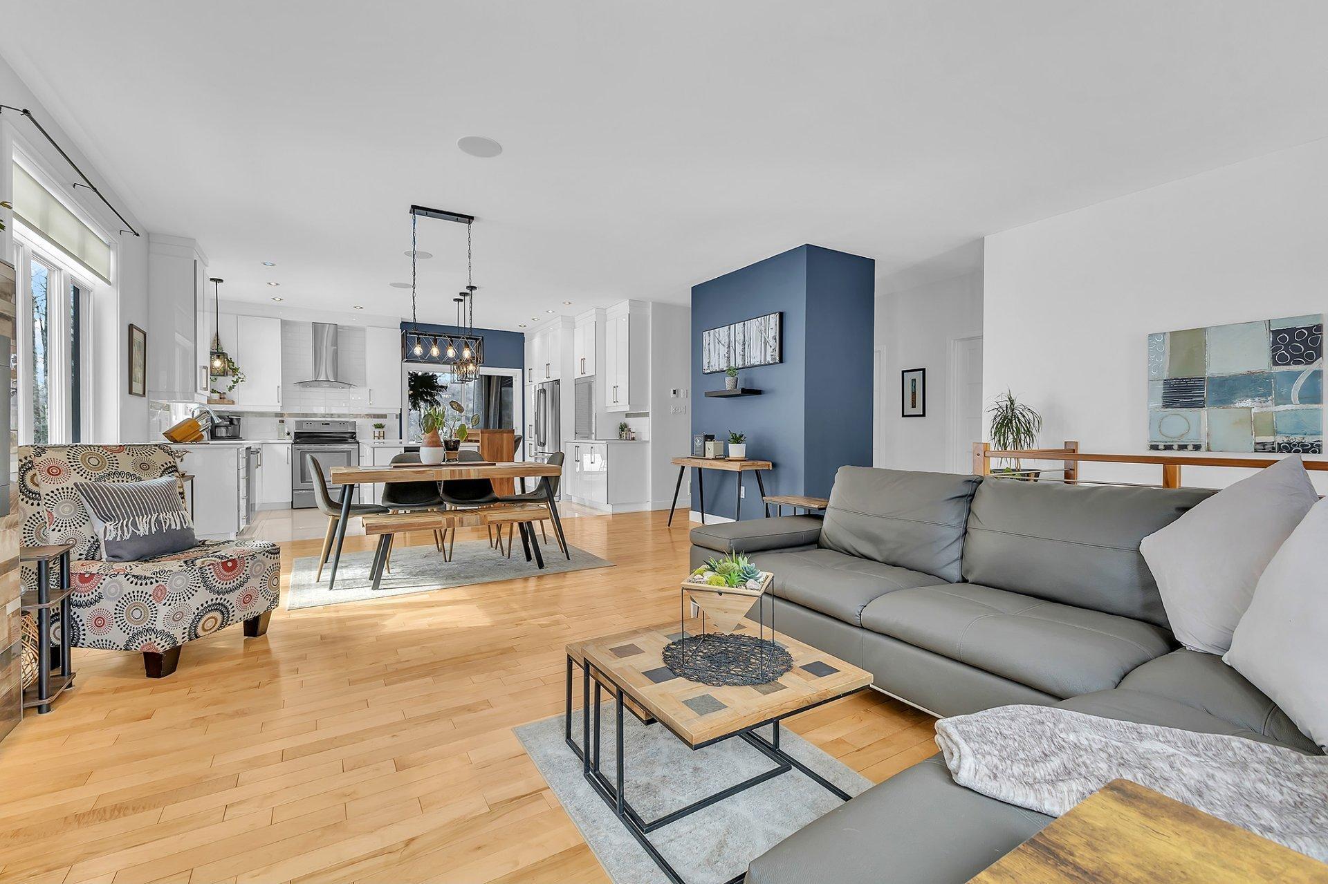 









235


Ch. Sauvé

,
Val-des-Monts,




QC
J8N5A6

