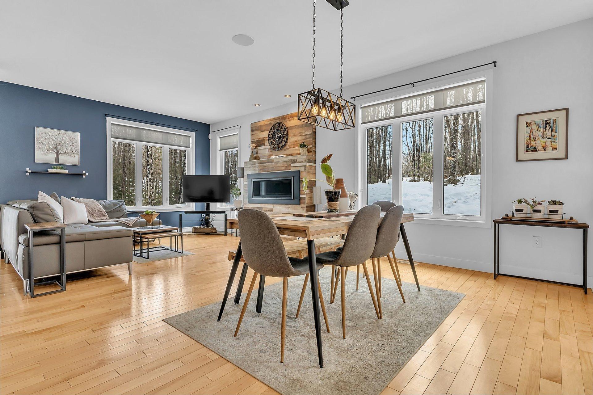 









235


Ch. Sauvé

,
Val-des-Monts,




QC
J8N5A6

