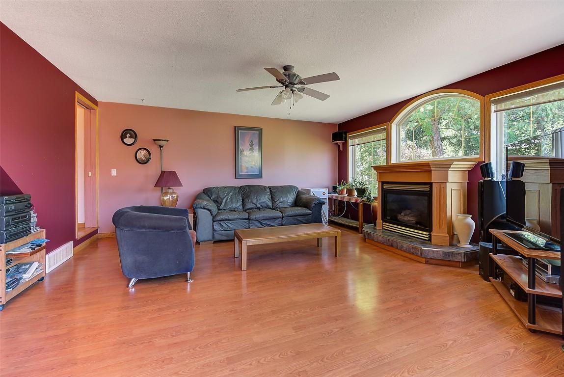 









3982


Hitchner

Road,
West Kelowna,




BC
V4T 2C9

