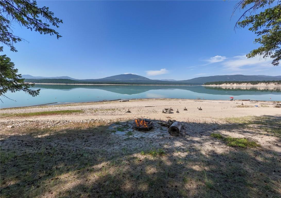 









8981


Jaffray Baynes Lake

Road, 1,
Baynes Lake,







BC
V0B 1T4


