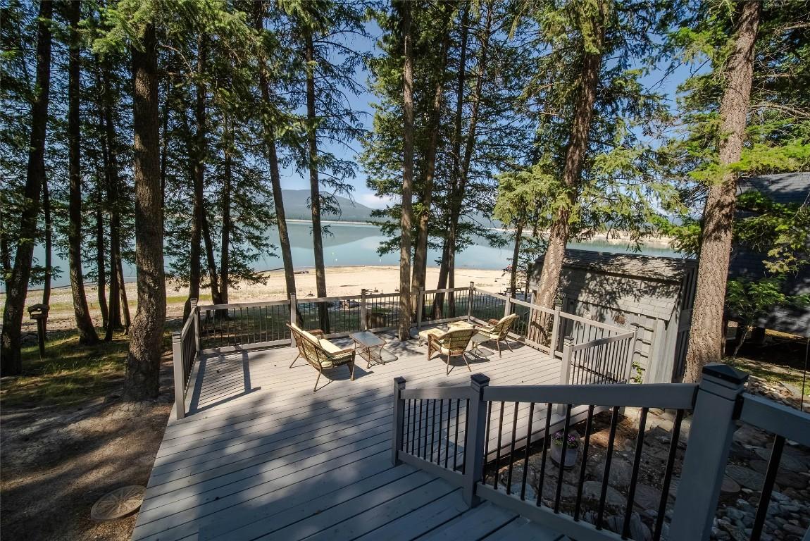 









8981


Jaffray Baynes Lake

Road, 1,
Baynes Lake,







BC
V0B 1T4

