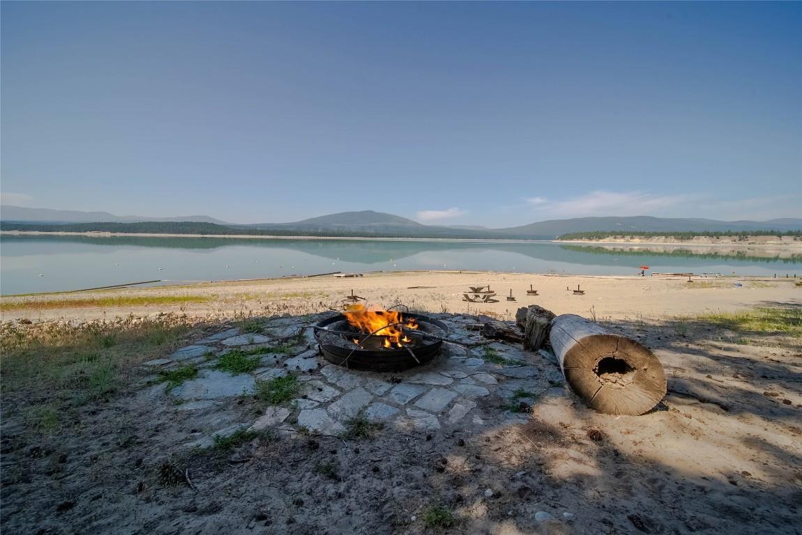 









8981


Jaffray Baynes Lake

Road, 1,
Baynes Lake,







BC
V0B 1T4

