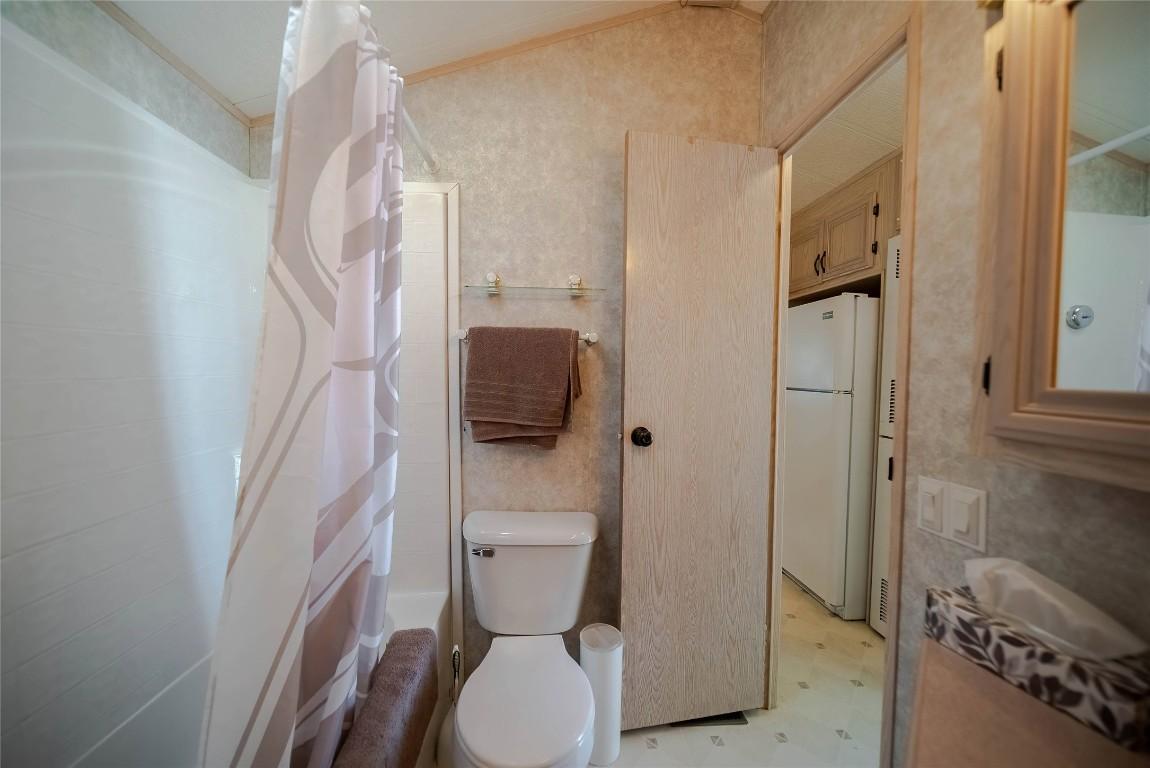 









8981


Jaffray Baynes Lake

Road, 1,
Baynes Lake,







BC
V0B 1T4

