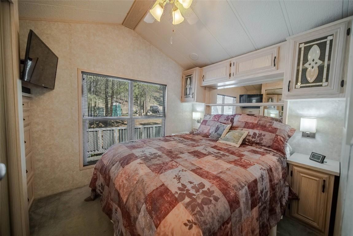 









8981


Jaffray Baynes Lake

Road, 1,
Baynes Lake,







BC
V0B 1T4

