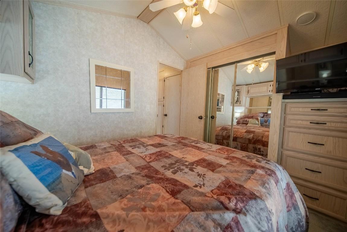 









8981


Jaffray Baynes Lake

Road, 1,
Baynes Lake,







BC
V0B 1T4

