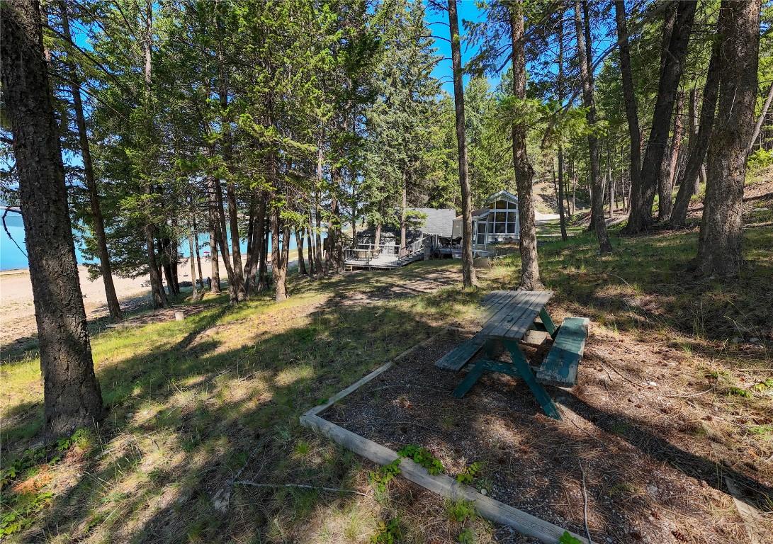 









8981


Jaffray Baynes Lake

Road, 1,
Baynes Lake,







BC
V0B 1T4

