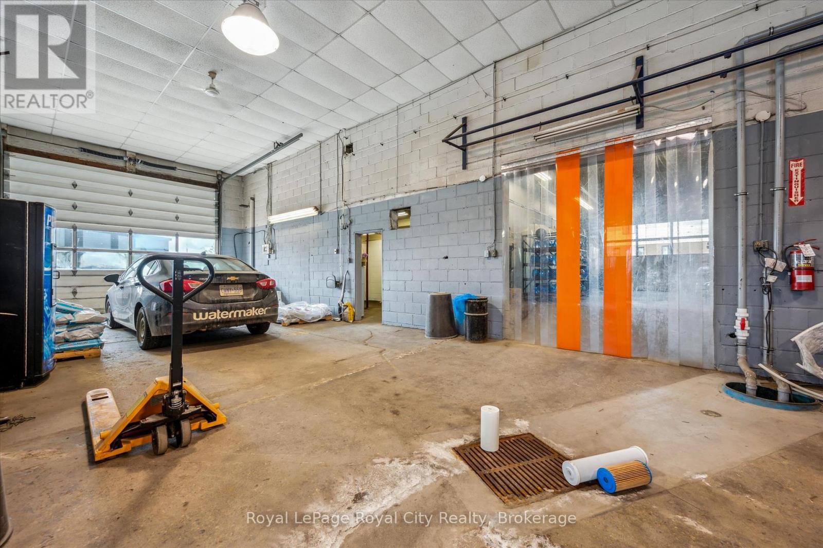 












935 ST. DAVID STREET N

,
Centre Wellington (Fergus),




Ontario
N1M2W3

