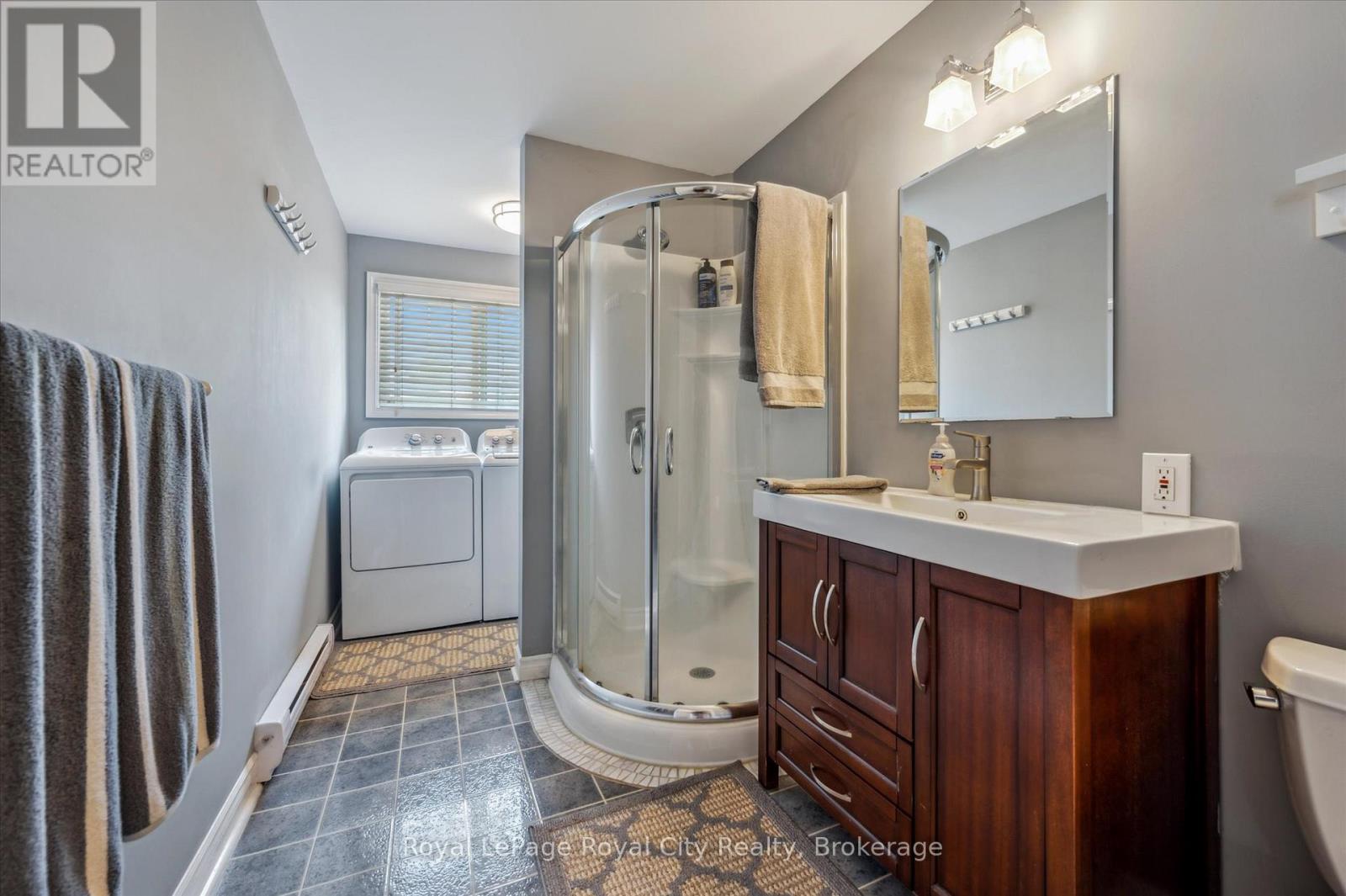 












935 ST. DAVID STREET N

,
Centre Wellington (Fergus),




Ontario
N1M2W3

