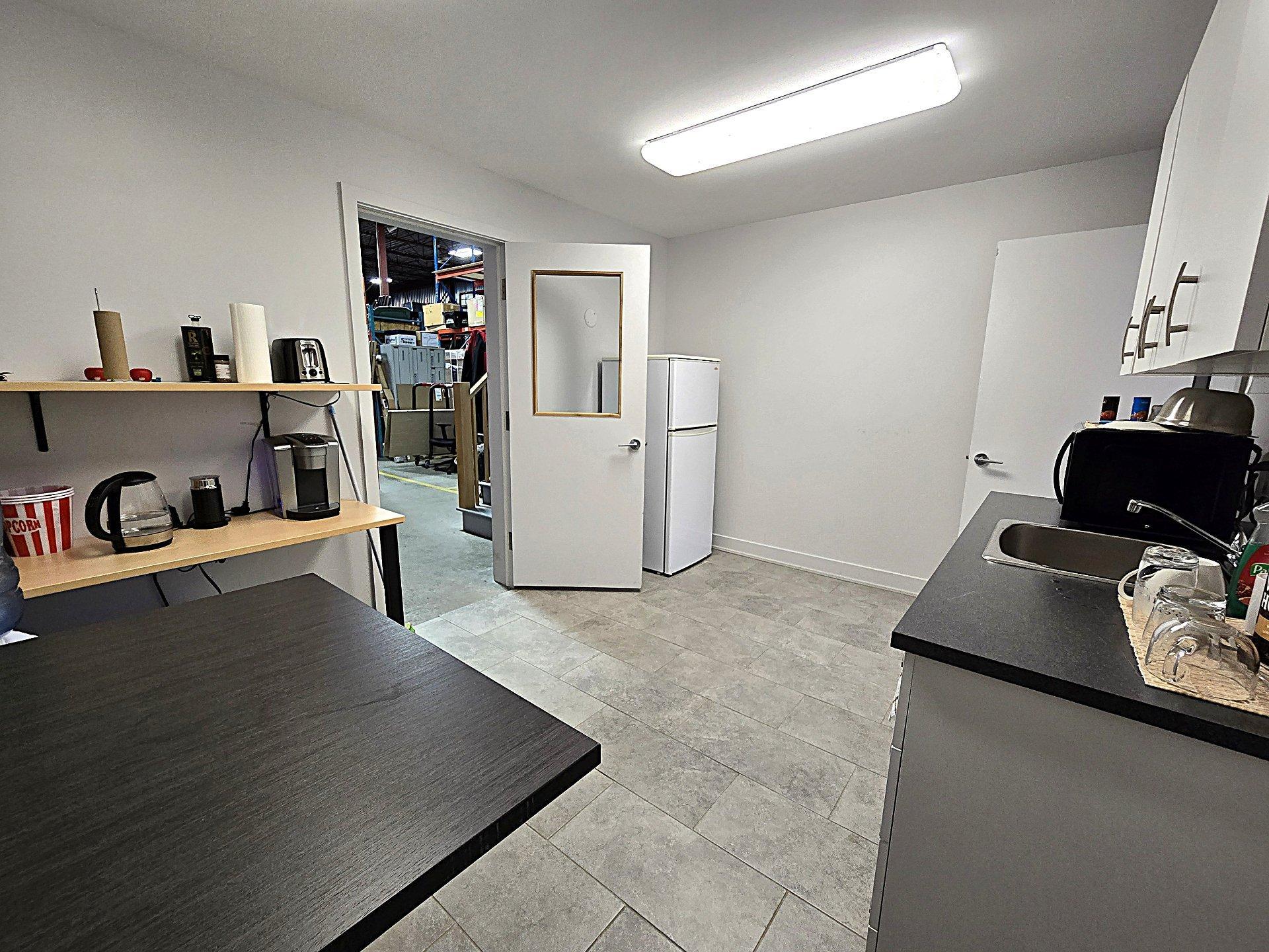 









3595


Boul. de la Grande-Allée

,
Boisbriand,




QC
J7H1H5

