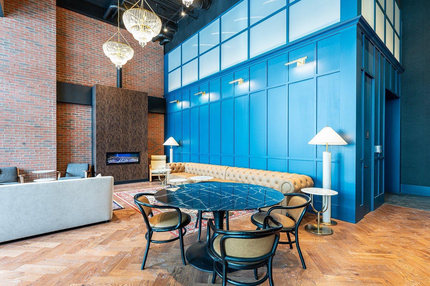 









200


Rue Marie-Charles-Le Moyne

, 2405,
Longueuil (Le Vieux-Longueuil),




QC
J4K8C2

