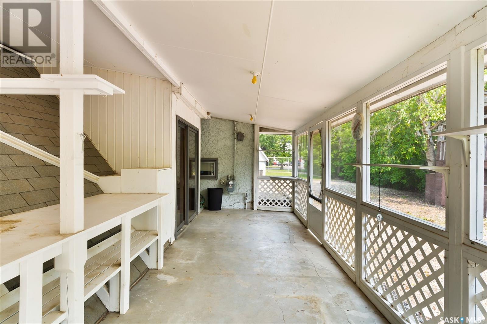 












808 Grand AVENUE

,
Indian Head,




Saskatchewan
S0G2K0

