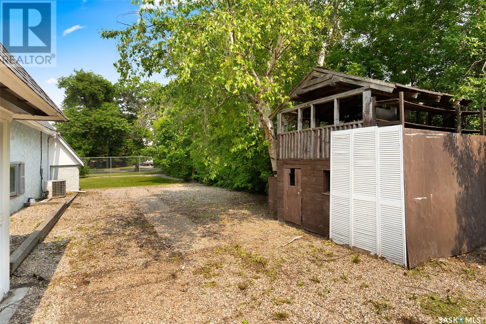 












808 Grand AVENUE

,
Indian Head,




Saskatchewan
S0G2K0


