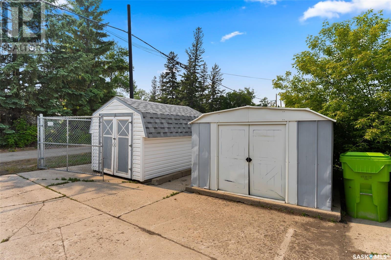 












808 Grand AVENUE

,
Indian Head,




Saskatchewan
S0G2K0

