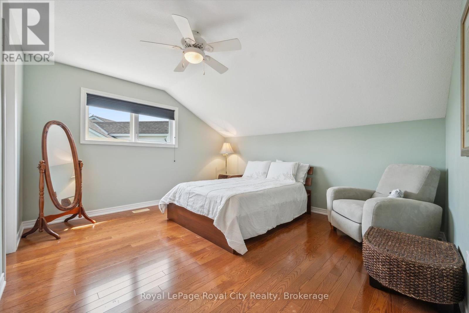 












105 RIVERWALK PLACE

,
Guelph/Eramosa (Rockwood),




Ontario
N0B2K0

