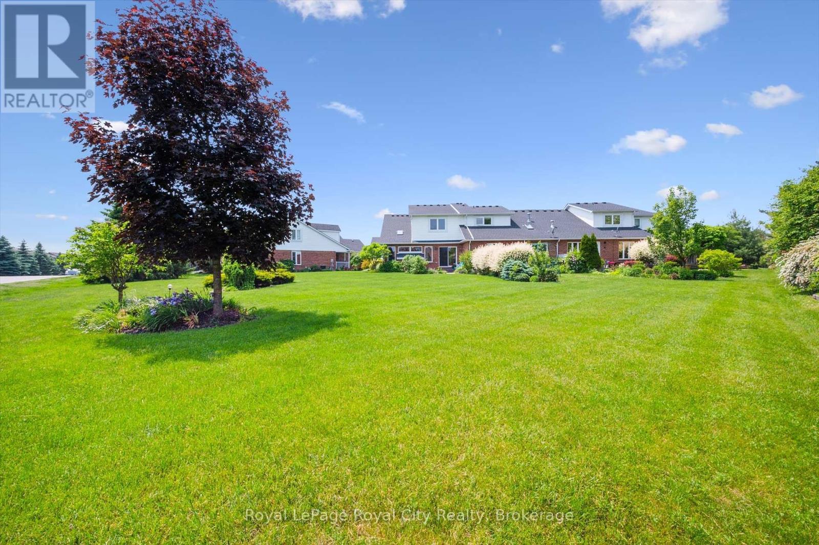 












105 RIVERWALK PLACE

,
Guelph/Eramosa (Rockwood),




Ontario
N0B2K0

