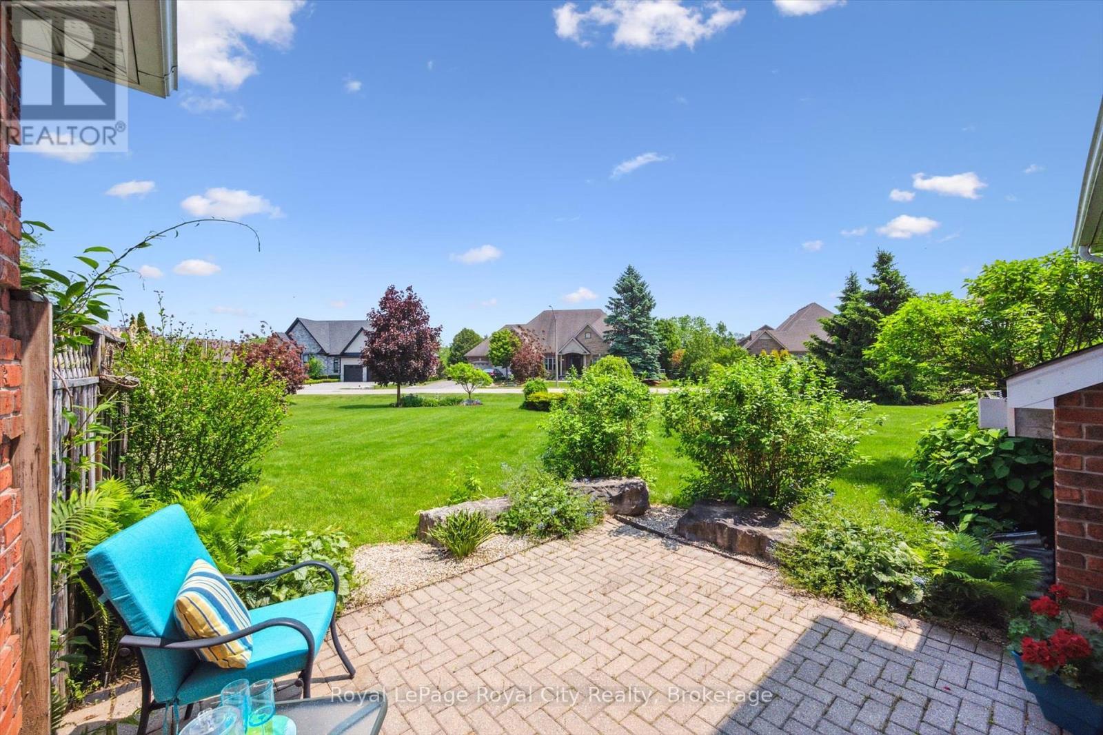 












105 RIVERWALK PLACE

,
Guelph/Eramosa (Rockwood),




Ontario
N0B2K0

