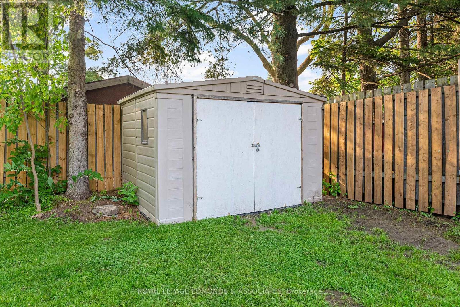 












391 FRASER STREET S

,
Pembroke,




Ontario
K8A1Y5

