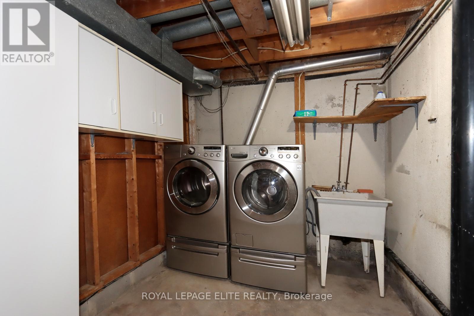 












873 HOLLYHILL COURT

,
Mississauga,




Ontario
L4Y2E2

