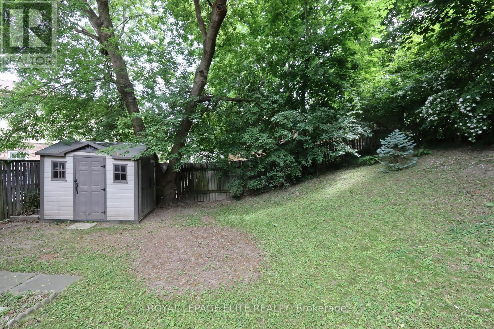 












873 HOLLYHILL COURT

,
Mississauga,




Ontario
L4Y2E2

