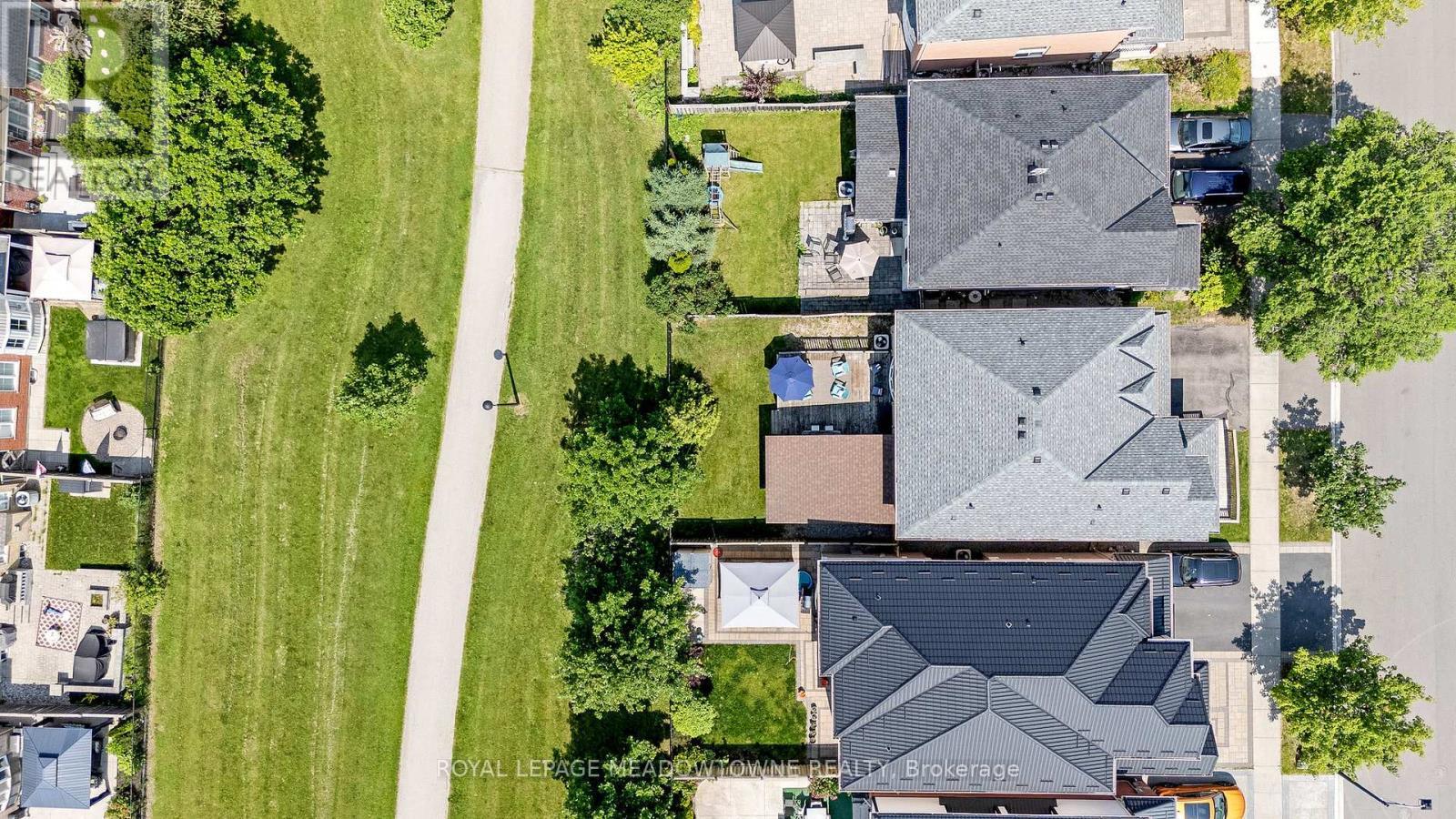 












996 VICKERMAN WAY

,
Milton,




Ontario
L9T0J6

