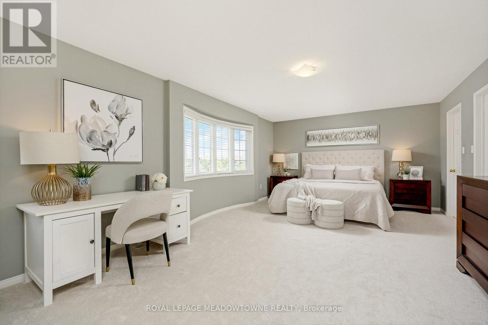 












996 VICKERMAN WAY

,
Milton,




Ontario
L9T0J6

