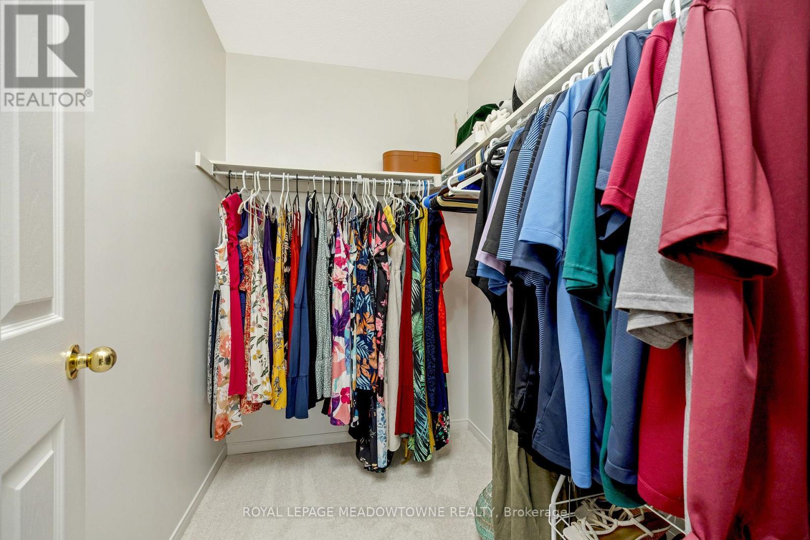












996 VICKERMAN WAY

,
Milton,




Ontario
L9T0J6


