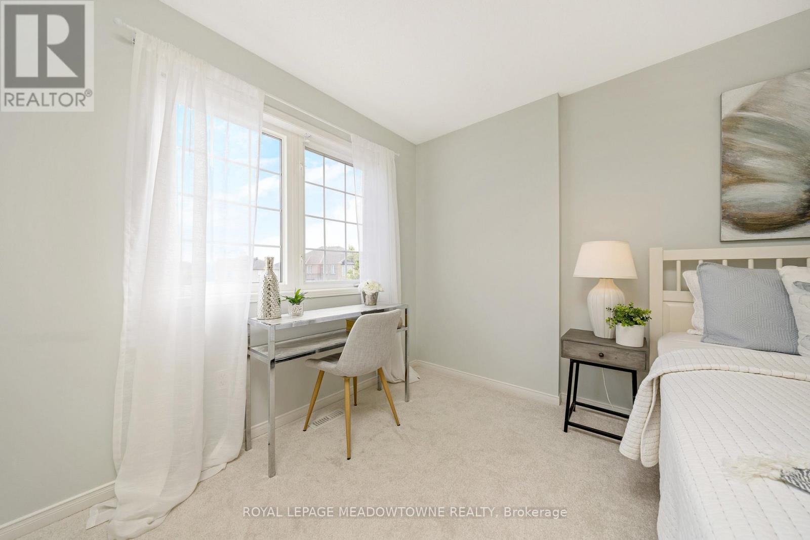 












996 VICKERMAN WAY

,
Milton,




Ontario
L9T0J6

