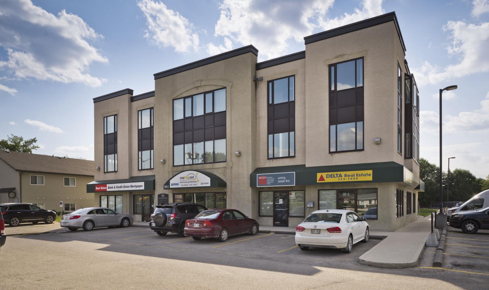 












98 Brandt St

,
Steinbach,




Manitoba
R5G0V6

