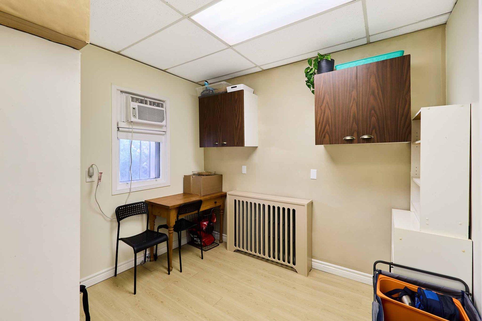









740

 - 742


Rue St-Georges (St-Jerome)

,
Saint-Jérôme,




QC
J7Z5C6

