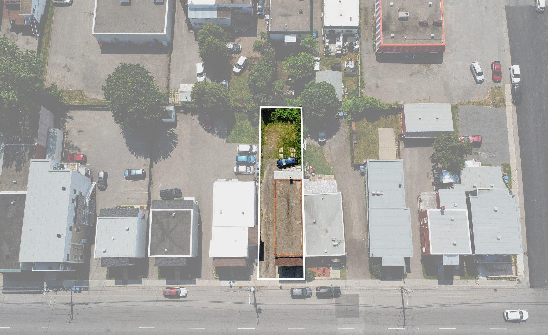 









740

 - 742


Rue St-Georges (St-Jerome)

,
Saint-Jérôme,




QC
J7Z5C6

