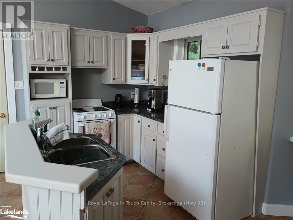 












468 CHAMPLAIN ROAD

,
Penetanguishene,




Ontario
L9M1S5

